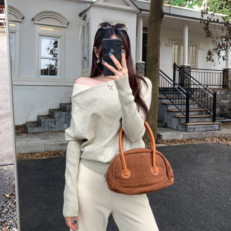 Colorful Contrast Shoulder Cut-Out Long Sleeve Knit Top for Women, Trendy Slim-Fitting Off-Shoulder Top