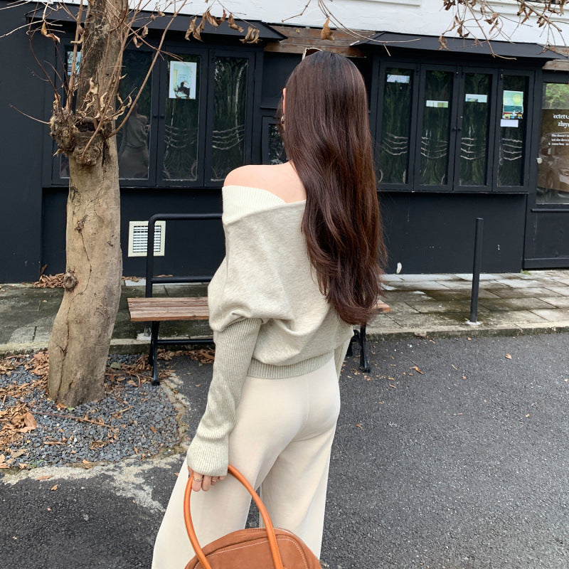 Colorful Contrast Shoulder Cut-Out Long Sleeve Knit Top for Women, Trendy Slim-Fitting Off-Shoulder Top